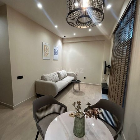2 otaqlı yeni tikili 50 m², 8 Noyabr m.