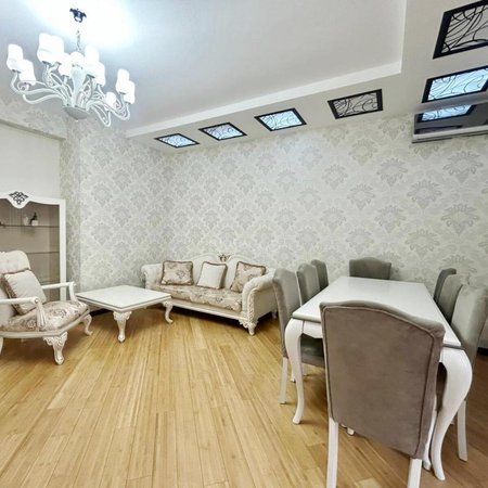 3 otaqlı yeni tikili 120 m², 28 May m.