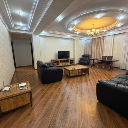 4 otaqlı yeni tikili 155 m², Bayıl q.