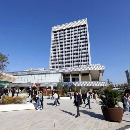 8 otaqlı köhnə tikili 280 m², 28 May m.