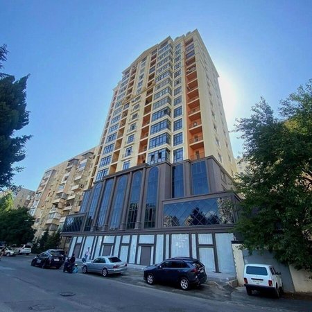2 otaqlı yeni tikili 95 m², Elmlər Akademiyası m.