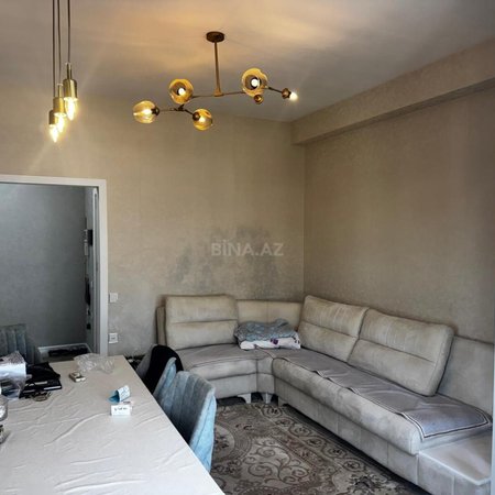 3 otaqlı yeni tikili 75 m², İnşaatçılar m.