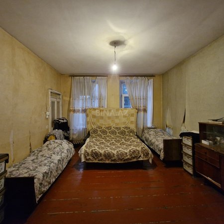 3 otaqlı köhnə tikili 90 m², Gənclik m.