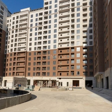 3 otaqlı yeni tikili 125 m², Binəqədi r.