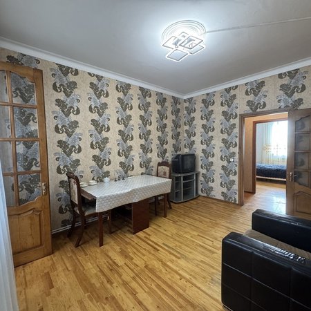 2 otaqlı köhnə tikili 55 m², Memar Əcəmi m.