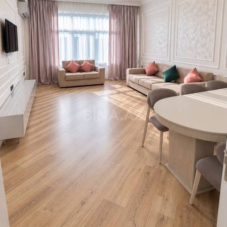 2 otaqlı yeni tikili 60 m², İnşaatçılar m.