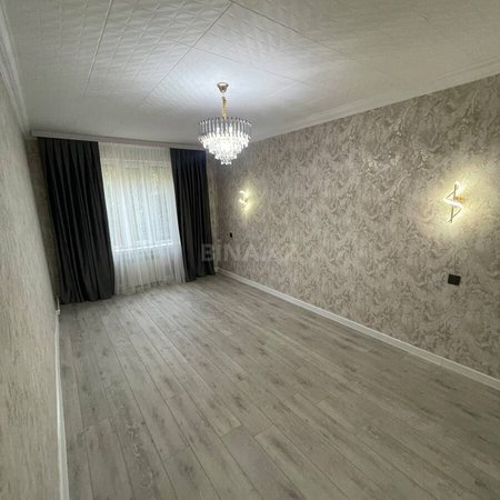 3 otaqlı köhnə tikili 65 m², Əhmədli q.