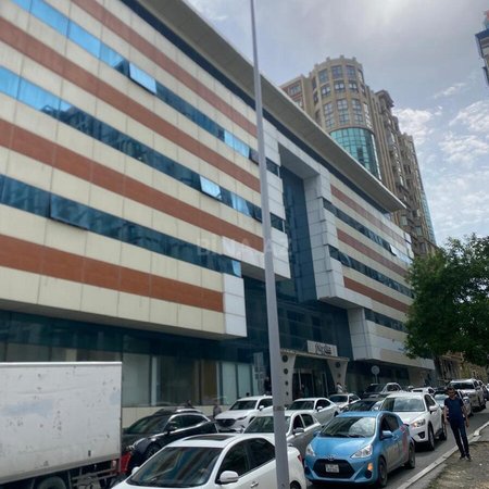 4 otaqlı yeni tikili 300 m², 28 May m.