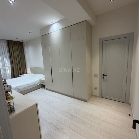 3 otaqlı yeni tikili 135 m², Bakıxanov q.