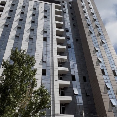 5 otaqlı yeni tikili 167 m², Elmlər Akademiyası m.