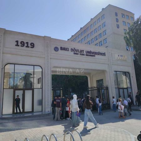 2 otaqlı köhnə tikili 44 m², Elmlər Akademiyası m.