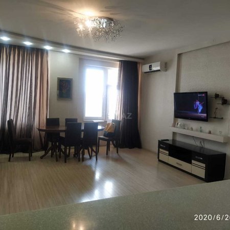 3 otaqlı yeni tikili 81 m², Memar Əcəmi m.