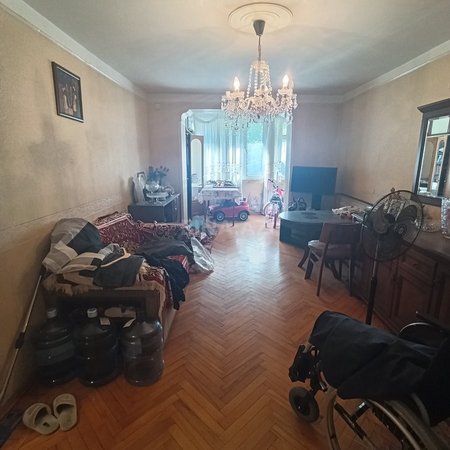 3 otaqlı köhnə tikili 75 m², İnşaatçılar m.