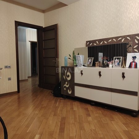 3 otaqlı yeni tikili 95 m², Əhmədli m.