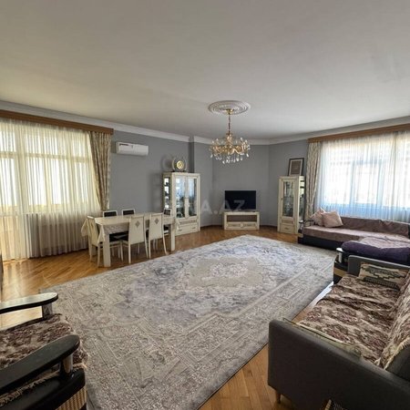 3 otaqlı yeni tikili 160 m², Elmlər Akademiyası m.